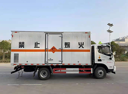 化隆爆破器材运输车