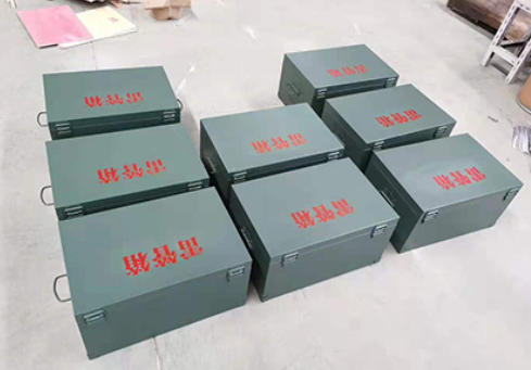 化隆炸药箱和雷管箱一般是怎么存放的？